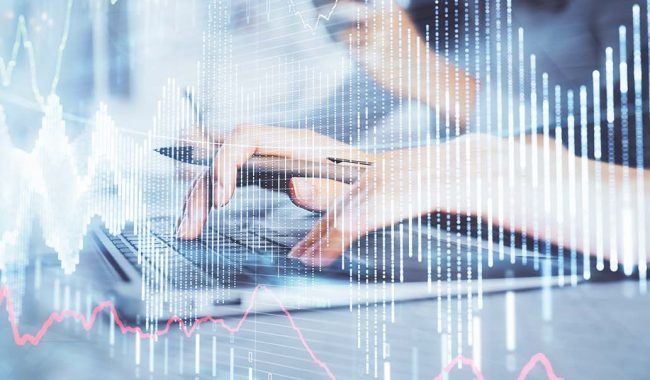 Información financiera para la toma de decisiones en las PyMES mediante análisis de indicadores y evaluación financiera.